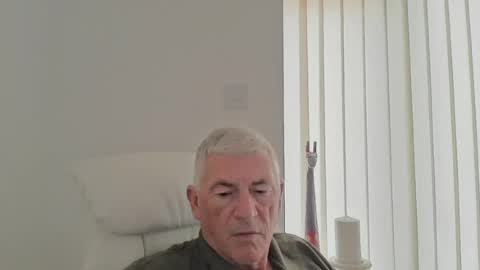 Snapshot of she52 chatting on July 9, 2026, 2:32 pm she52 online show from July 9, 2026, 2:32 pm