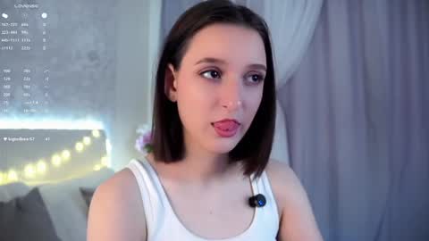 sheenagear online show from April 17, 2026, 2:47 am