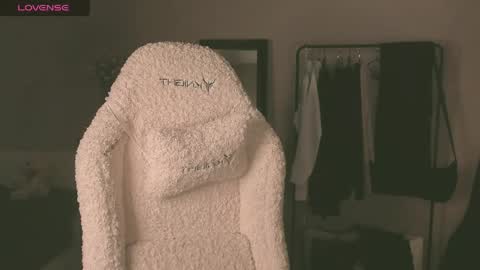 Chiara online show from April 27, 2026, 5:33 pm