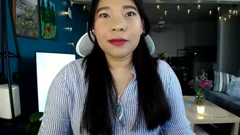 sheilyn_smith online show from April 21, 2026, 3:24 am