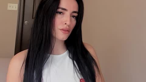 sheisallthat online show from November 18, 2025, 8:46 pm