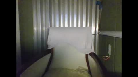 Red online show from October 11, 2025, 11:14 pm