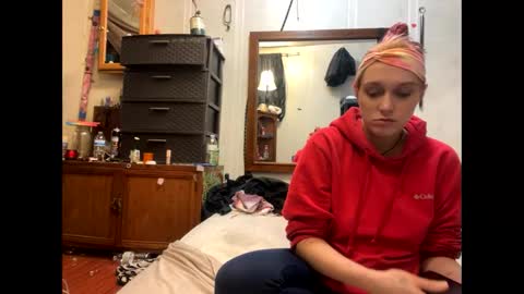 Shelby holes online show from December 14, 2024, 10:28 pm