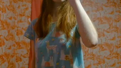 Erika online show from December 7, 2024, 3:36 am