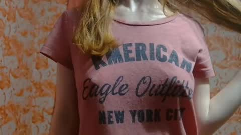 Erika online show from January 17, 2025, 3:45 am