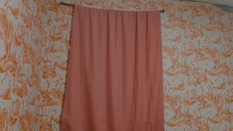 Erika online show from October 3, 2025, 1:57 am