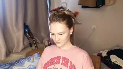 Snapshot of shelliegoza chatting on June 11, 2026, 3:21 pm Ashley online show from June 11, 2026, 3:21 pm