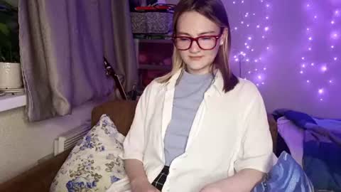Snapshot of shelliegoza chatting on July 18, 2026, 6:01 pm Ashley online show from July 18, 2026, 6:01 pm