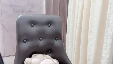 Shelly online show from April 1, 2026, 1:28 am