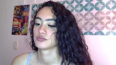 Snapshot of shelsy_d chatting on May 13, 2026, 8:49 pm S H E L S Y online show from May 13, 2026, 8:49 pm
