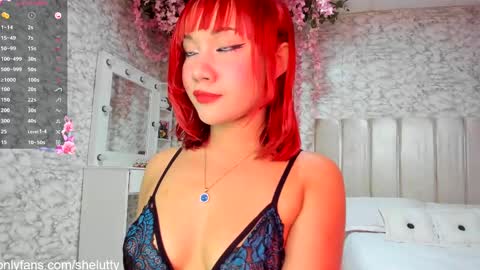 Snapshot of shelutty chatting on October 25, 2025, 4:53 am LUTTY  online show from October 25, 2025, 4:53 am