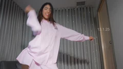  In instagram shena nomy online show from January 14, 2025, 12:22 am