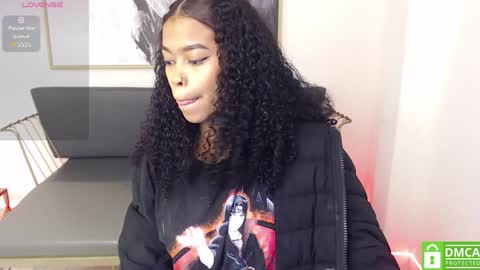 Snapshot of shenna_brunette_ chatting on January 16, 2025, 1:04 pm Shenna online show from January 16, 2025, 1:04 pm