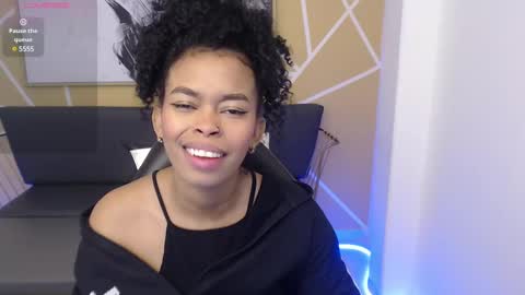 Snapshot of shenna_brunette_ chatting on March 7, 2025, 1:29 pm Shenna online show from March 7, 2025, 1:29 pm