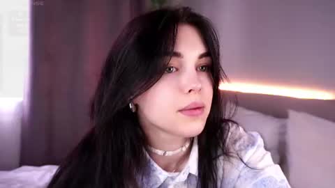 Snapshot of sheragroepper chatting on June 18, 2026, 7:08 am Mira online show from June 18, 2026, 7:08 am
