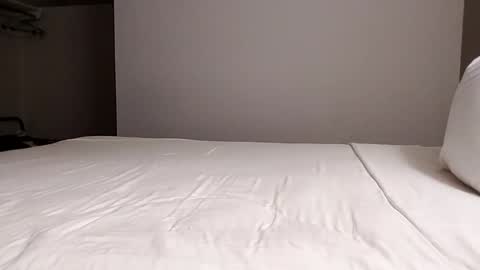 sherbearxrayghost online show from November 4, 2025, 1:05 am