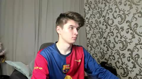 Max online show from October 12, 2025, 7:13 pm