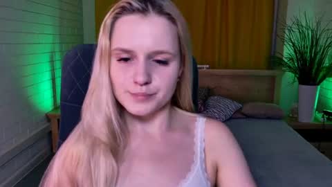 Snapshot of sherributlers chatting on July 22, 2026, 5:21 am Sweet Sherri online show from July 22, 2026, 5:21 am