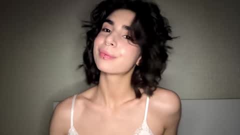 Snapshot of sheryllmafua chatting on June 4, 2026, 11:38 am Amy online show from June 4, 2026, 11:38 am