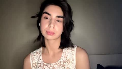 Snapshot of sheryllmafua chatting on June 5, 2026, 12:22 pm Amy online show from June 5, 2026, 12:22 pm