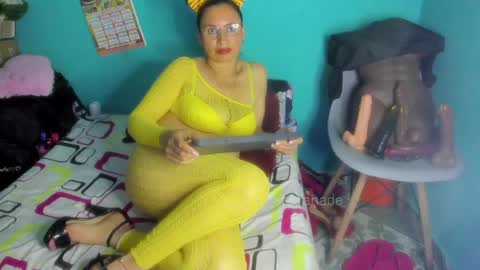 Shera Hade online show from June 2, 2026, 3:03 pm