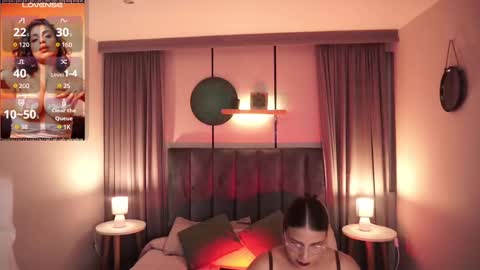 Sheyla online show from September 18, 2025, 4:14 am