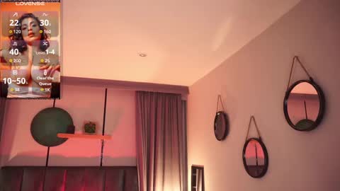 Sheyla online show from September 19, 2025, 4:03 am