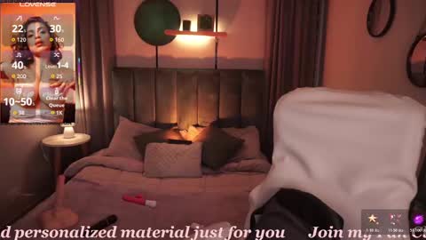 Sheyla online show from November 9, 2025, 4:22 am