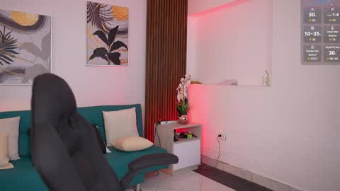 Snapshot of sheylabakerr chatting on May 9, 2026, 11:37 am Sheyla Bakerr online show from May 9, 2026, 11:37 am