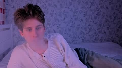 Nenedent online show from March 31, 2026, 1:18 am