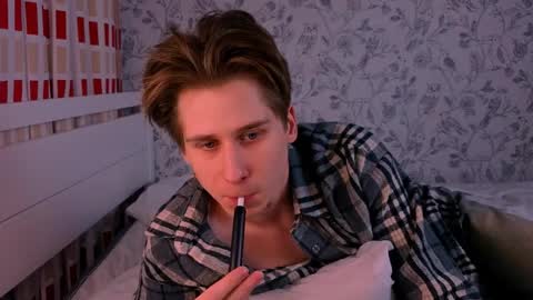 Nenedent online show from March 31, 2026, 5:35 pm