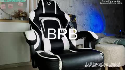    Alex  Independent model. online show from February 19, 2025, 4:44 pm