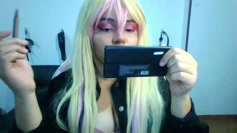 Snapshot of shineex chatting on February 15, 2025, 1:10 am Shinee online show from February 15, 2025, 1:10 am