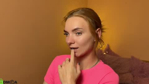 Snapshot of shinelikea_diamond chatting on May 21, 2026, 6:26 pm Alexis online show from May 21, 2026, 6:26 pm