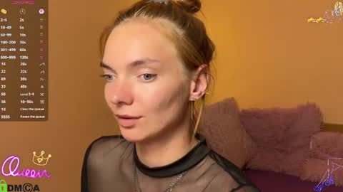 Snapshot of shinelikea_diamond chatting on June 11, 2026, 7:01 pm Alexis online show from June 11, 2026, 7:01 pm