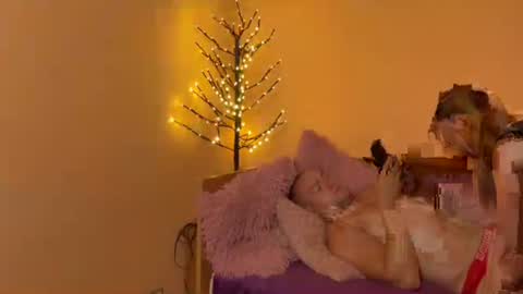 Snapshot of shinelikea_diamond chatting on June 24, 2026, 9:36 pm Alexis online show from June 24, 2026, 9:36 pm