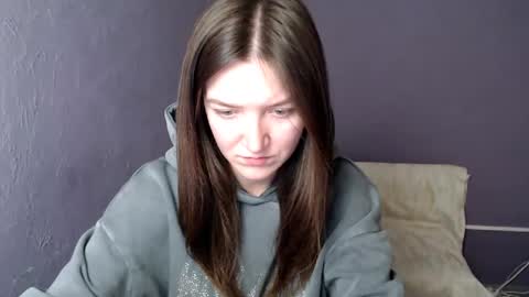 Jesica online show from February 24, 2025, 11:21 am