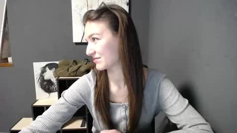 Jesica online show from March 4, 2026, 7:03 am