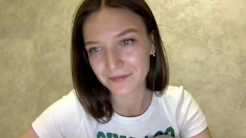 Snapshot of shining_pearl chatting on June 24, 2026, 7:13 pm Jesica online show from June 24, 2026, 7:13 pm