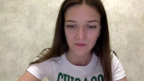 Snapshot of shining_pearl chatting on July 2, 2026, 9:32 pm Jesica online show from July 2, 2026, 9:32 pm