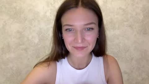 Snapshot of shining_pearl chatting on July 14, 2026, 6:24 pm Jesica online show from July 14, 2026, 6:24 pm