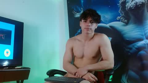 Snapshot of shinobi_grey chatting on January 5, 2025, 6:35 pm  .. shinobi .. online show from January 5, 2025, 6:35 pm