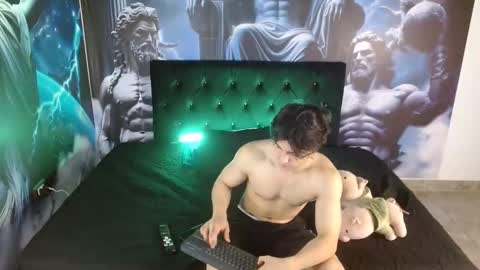 Snapshot of shinobi_grey chatting on January 22, 2025, 2:37 am  .. shinobi .. online show from January 22, 2025, 2:37 am