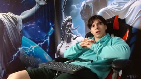 Snapshot of shinobi_grey chatting on February 5, 2025, 5:53 pm  .. shinobi .. online show from February 5, 2025, 5:53 pm