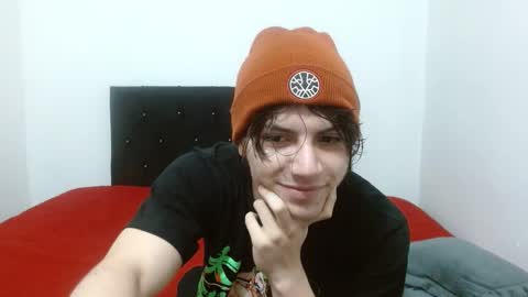 Snapshot of shinobi_grey chatting on February 10, 2025, 2:05 pm  .. shinobi .. online show from February 10, 2025, 2:05 pm