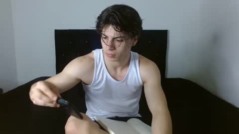 Snapshot of shinobi_grey chatting on February 14, 2025, 3:47 pm  .. shinobi .. online show from February 14, 2025, 3:47 pm