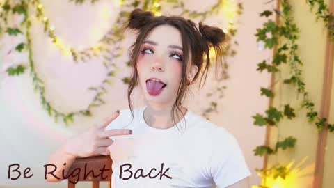 Snapshot of shiny_jail chatting on December 4, 2024, 11:02 pm JennyMira THANK YOU FOR 77 777 online show from December 4, 2024, 11:02 pm