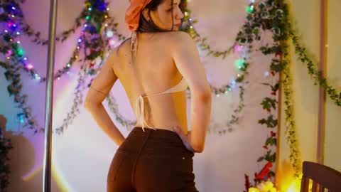 Snapshot of shiny_jail chatting on February 20, 2025, 9:31 pm JennyMira THANK YOU FOR 77 777 online show from February 20, 2025, 9:31 pm