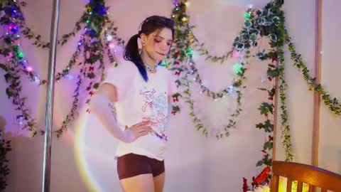 Snapshot of shiny_jail chatting on February 22, 2025, 9:48 pm JennyMira THANK YOU FOR 77 777 online show from February 22, 2025, 9:48 pm