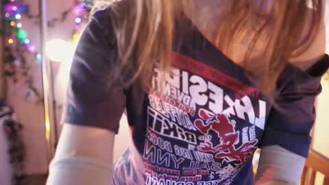 Snapshot of shiny_jail chatting on September 23, 2025, 3:15 pm JennyMira THANK YOU FOR 77 777 online show from September 23, 2025, 3:15 pm